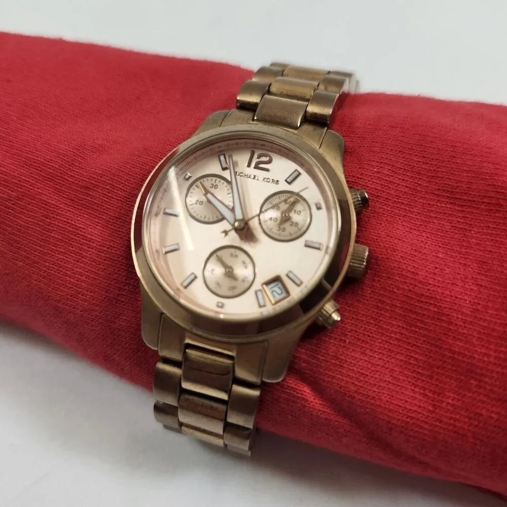 Michael Kors Women's Watch MK5430 Mini Runway Chronograph Rose Gold New Battery